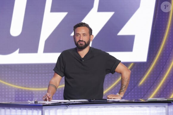 Sept ans plus tard, alors qu'il avait disparu des radars, Cyril Hanouna lui tend la main.
Exclusif - Cyril Hanouna sur le plateau de l'enregistrement de l'émission " Face à Hanouna " présentée parC.Hanouna et diffusée sur C8 le 08 septembre 2024, à Paris, France, le 05 septembre 2024. © Jack Tribeca / Bestimage