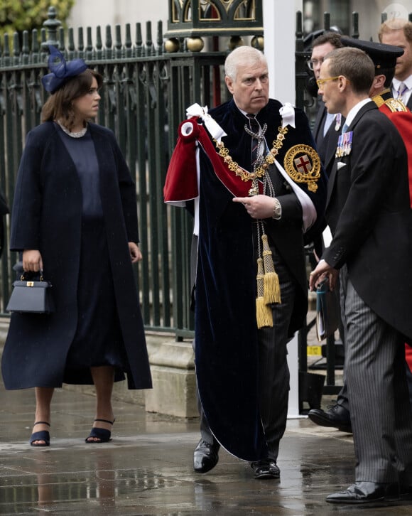 Sortie de la cérémonie de couronnement du roi d'Angleterre à l'abbaye de Westminster de Londres La princesse Eugenie d'York et Le prince Andrew, duc d'York lors de la cérémonie de couronnement du roi d'Angleterre à Londres, Royaume Uni, le 6 mai 2023. 