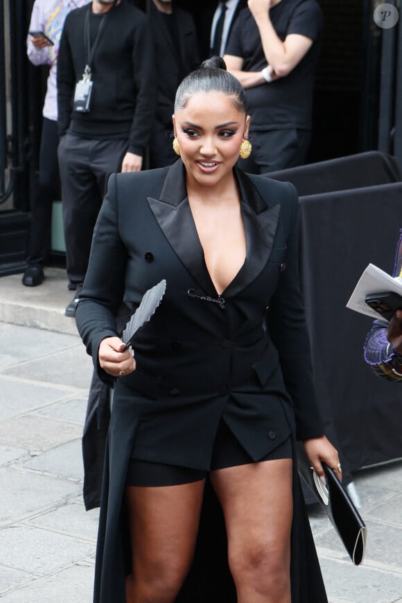 Elle a souligné les combats personnels de Koba LaD et le soutien qu'elle lui porte 
Wejdene - People à la sortie du défilé de mode automne-hiver 2024 Haute-Couture "Jean Paul Gaultier" lors de la fashion week de Paris. Le 5 juillet 2023 © Christophe Clovis / Bestimage 