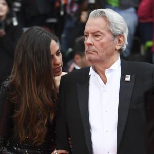 Alain Delon et sa fille Anouchka Delon - Montée des marches du film "A Hidden Life" lors du 72ème Festival International du Film de Cannes, le 19 mai 2019.