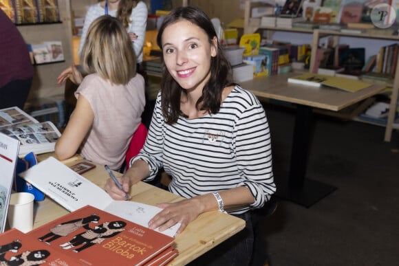 Lolita Séchan au Festival du Livre de Paris au Grand Palais éphémère à Paris, France, le 23 avril 2022. © Jack Tribeca/Bestimage