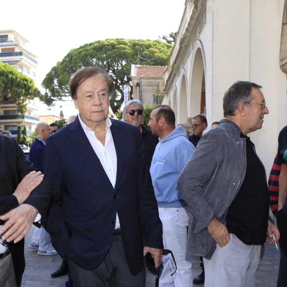 Daniel Lauclair - Obsèques du journaliste sportif, Didier Roustan, décédé le 11 septembre à l'âge de 66 ans en l'église Notre-Dame-des-Pins, à Cannes le 20 septembre 2024. © Franz Chavaroche/Bestimage 