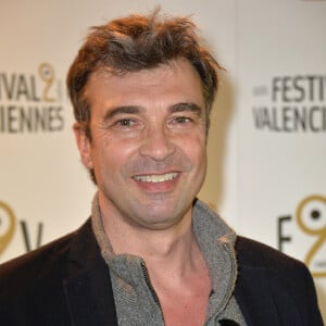 Ils passent le plus de temps dans la pièce principale qui fait office d'entrée, de salon, da salle à manger et de bureau/bibliothèque 
Jean-Pierre Michaël - Photocall du film "Quand on a 17 ans" de André Téchiné lors du 6ème festival 2 Valenciennes, le 20 mars 2016.