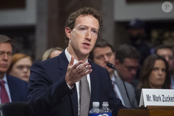 Mark Zuckerberg prononce sa déclaration d'ouverture lors d'une audience du Comité sénatorial américain sur la justice à Washington, le 31 janvier 2024.