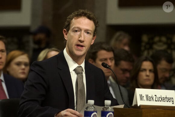 Mark Zuckerberg prononce sa déclaration d'ouverture lors d'une audience du Comité sénatorial américain sur la justice à Washington, le 31 janvier 2024.