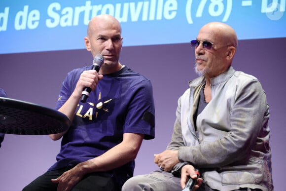 Zinedine Zidane et Florent Pagny assistent à la cérémonie de remise du Prix de l'Ambassadeur de l'association ELA (European Leukodystrophy Association) à la Cité des Sciences et de l'Industrie à Paris, France, le 07 juin 2023. Photo par Jerome Domine/ABACAPRESS.COM