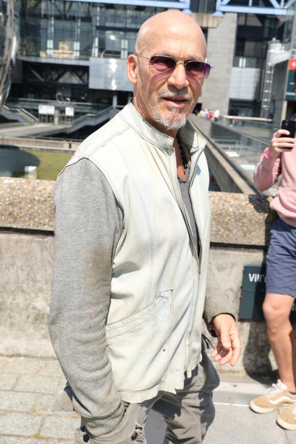 Florent Pagny assiste à la cérémonie de remise du Prix de l'Ambassadeur de l'association ELA (European Leukodystrophy Association) à la Cité des Sciences et de l'Industrie à Paris, France, le 07 juin 2023. Photo par Jerome Domine/ABACAPRESS.COM