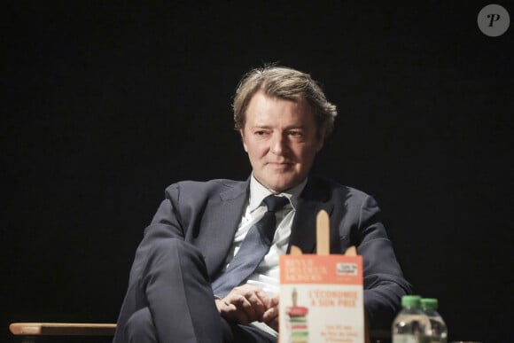 Exclusif - François Baroin - 25 ans du Prix du Livre d’Economie au théatre Marigny à Paris le 27 novembre 2023. © Jack Tribeca / Bestimage