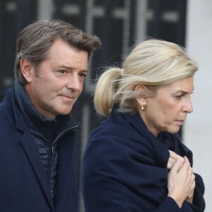 Le maire de Troyes n'a pas mis longtemps à refaire sa vie, après sa séparation avec Michèle Laroque.

François Baroin et sa compagne Michèle Laroque - Arrivées en l'église Saint-Sulpice pour les obsèques de l'ancien président de la République Jacques Chirac à Paris. Un service solennel sera présidé par le président de la République. © Dominique Jacovides / Bestimage