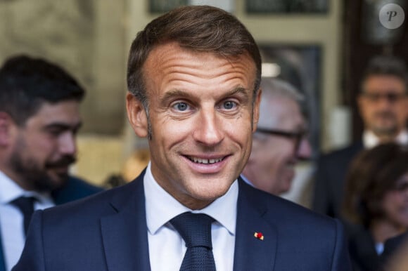 Déplacement du président de république, Emmanuel Macron à l'occasion de la 41ème édition des journées européennes du patrimoine à Chartres, visite des ateliers de la Maison Lorin maitre verrier - Chartres le 20 septembre 2024. © Arnaud Hebert / Pool / Bestimage