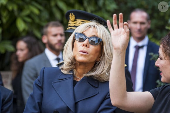 Brigitte Macron lors du déplacement du président de république, à l'occasion de la 41ème édition des journées européennes du patrimoine à Chartres, visite des ateliers de la Maison Lorin maitre verrier - Chartres le 20 septembre 2024. © Arnaud Hebert / Pool / Bestimage