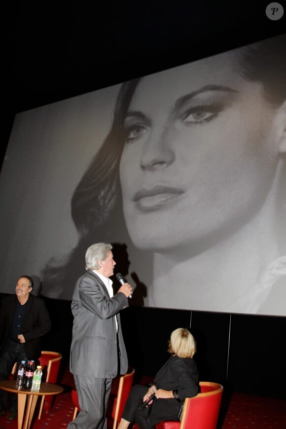 Exclusif - Alain Delon lors de la projection du film La Piscine en marge d'une exposition organisée par la ville de Boulogne-Billancourt en novembre 2011.