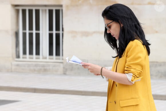 Chose que réfute totalement l'élue de 45 ans.
Sophia Chikirou LFI - Arrivée des députés élus au 1er tour des élections législatives anticipées du 30 Juin 2024 à l'assemblée nationale, Paris, France, le 1er juillet 2024. © Stéphane Lemouton / Bestimage