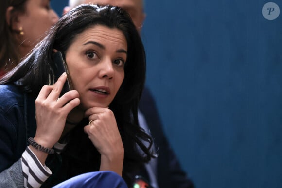 Sophia Chikirou, députée LFI lors d'une conférence de presse présentant le programme du tout nouveau "Nouveau Front Populaire", pacte électoral entre les partis de gauche, à la Maison de la Chimie, à Paris, France, le 14 juin 2024.© Stéphane Lemouton/Bestimage