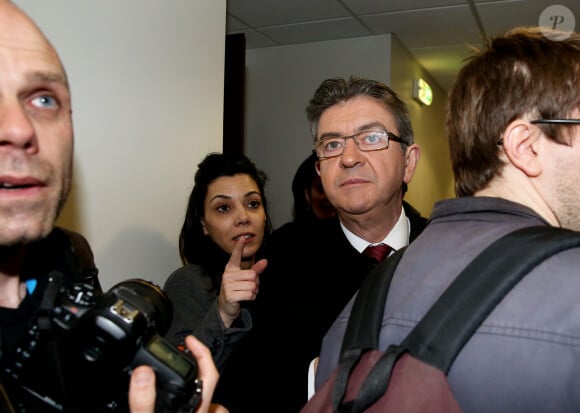 A rappeler qu'une enquête a été lancée il y a six ans, axée sur les comptes de campagne de la présidentielle de 2017 du candidat Jean-Luc Mélenchon  dont elle est proche.
Jean-Luc Mélenchon, candidat à l'élection présidentielle de la "France Soumise" et sa conseillère et compagne Sophia Chikirou sur le plateau du ''Grand Débat'' des 11 candidats à l'élection présidentielle organisé par les chaînes de télévision BFM TV et CNews, à La Plaine-Saint-Denis, banlieue parisienne, France, le 4 avril 2017. © Dominique Jacovides/Bestimage 