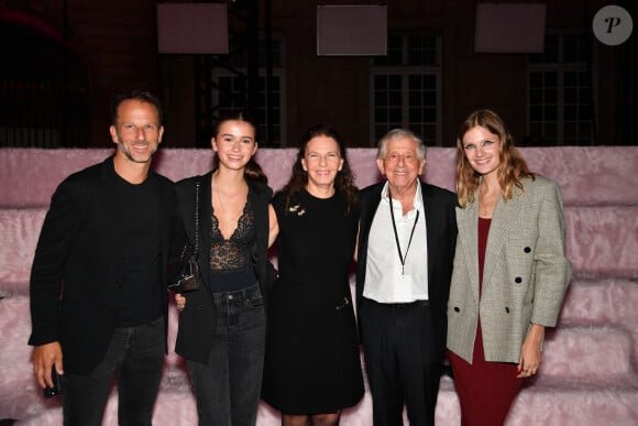 Laurent Milchior, guest, Pierre et Rachel Milchior, Constance Jablonski à la 17ème édition du Etam Live Show à la Monnaie de Paris le 24 septembre 2024. © Veeren / Bestimage 