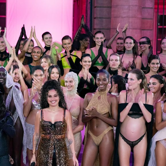 Charlotte Cardin, Dina Ayada, Mabel (Mabel Alabama-Pearl McVey), Constance Jablonski (enceinte) lors de la 17ème édition du Etam Live Show à la Monnaie de Paris le 24 septembre 2024. 