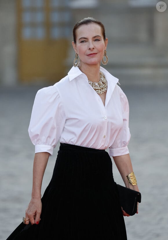 Carole Bouquet - Dîner d'Etat au château de Versailles en l'honneur de la visite officielle du roi et de la reine d'Angleterre en France (20 - 22 septembre 2023), le 20 septembre 2023. 150 invités triés sur le volet ont été conviés à cette occasion. © Jacovides-Moreau / Bestimage