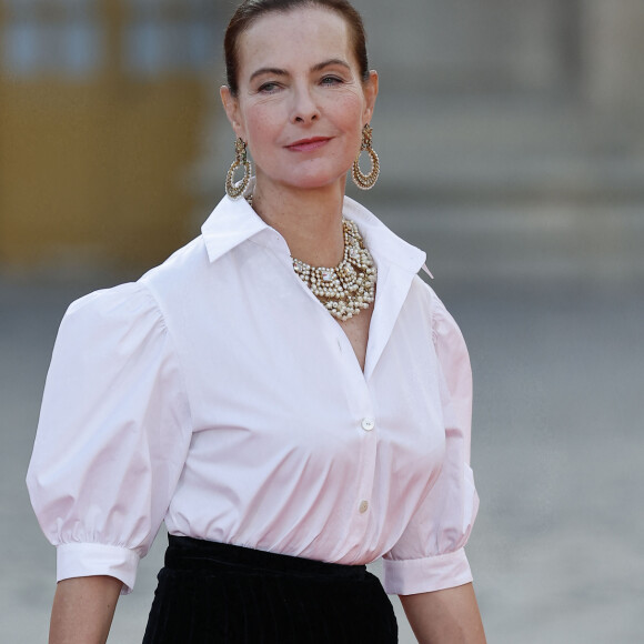 Carole Bouquet - Dîner d'Etat au château de Versailles en l'honneur de la visite officielle du roi et de la reine d'Angleterre en France (20 - 22 septembre 2023), le 20 septembre 2023. 150 invités triés sur le volet ont été conviés à cette occasion. © Jacovides-Moreau / Bestimage