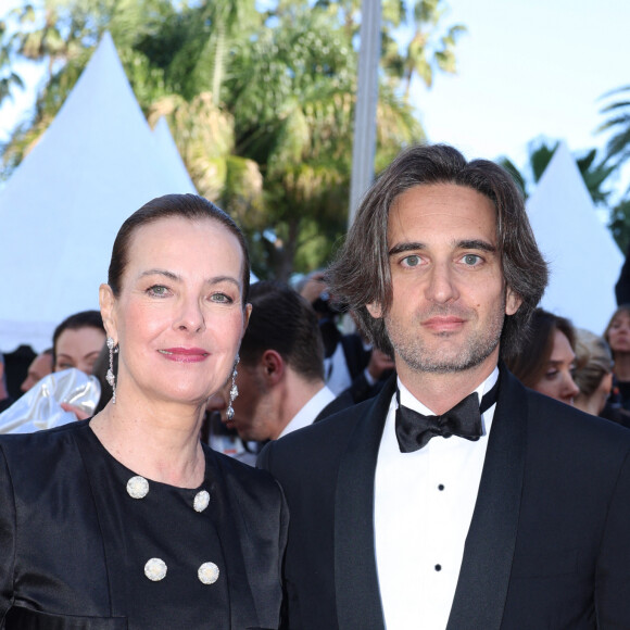 Carole Bouquet et son fils Dimitri Rassam - Montée des marches du film " Megalopolis " lors du 77ème Festival International du Film de Cannes, au Palais des Festivals à Cannes. Le 16 mai 2024