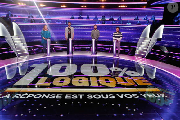 Exclusif -  Les quatre derniers candidats - Enregistrement de l'émission "100% Logique", présentée par C.Féraud et diffusée le 28 septembre sur France 2 © Christophe Clovis / Bestimage 