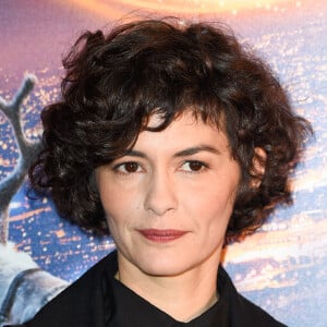 Mais impossible pour ses admirateurs d'oublier son jeu d'actrice dans le film devenu culte "Le Fabuleux destin d'Amélie Poulain" de Jean-Pierre Jeunet dévoilé au début des années 2000.
Audrey Tautou - Avant-première du film "Santa & Cie" au cinéma Pathé Beaugrenelle à Paris le 3 décembre 2017. © Coadic Guirec/Bestimage