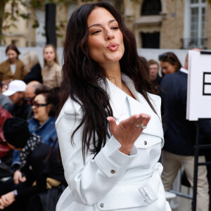 Ashley Graham - Arrivées au défilé de mode féminine Stella McCartney printemps-été 2025 lors de la Fashion Week de Paris (PFW) le 30 septembre 2024. Clovis / Aubert / Bestimage 