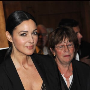 On pouvait lire : "Joyeux 60ème anniversaire ma très chère Monica. Profite de ta journée et de chaque moment ! Beaucoup d'amour". 
Monica Bellucci