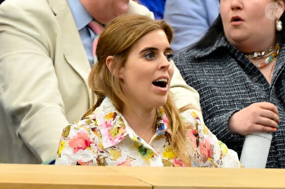 Beatrice d'York, fille de Sarah Ferguson et du prince Andrew, est enceinte 
La princesse Beatrice à Wimbledon © Chryslene Caillaud/Panoramic/Bestimage