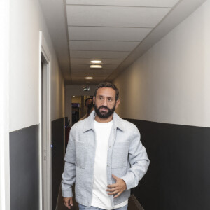 Exclusif - Cyril Hanouna, sur le plateau de l'émission " TPMP " présentée par C.Hanouna et diffusée en direct sur C8, Paris, France, le 23 septembre 2024. © Jack Tribeca / Bestimage