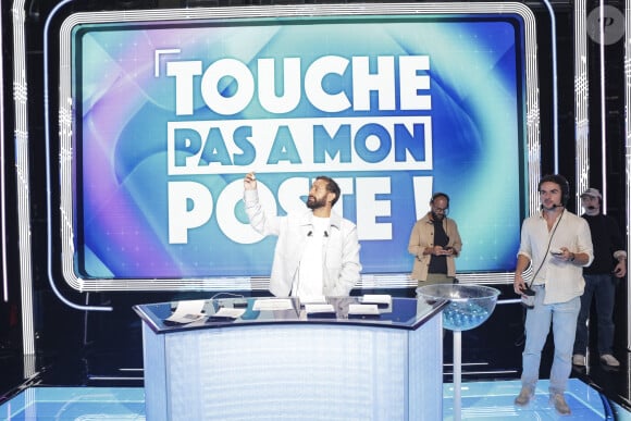 Exclusif - Cyril Hanouna, sur le plateau de l'émission " TPMP " présentée par C.Hanouna et diffusée en direct sur C8, Paris, France, le 23 septembre 2024. © Jack Tribeca / Bestimage