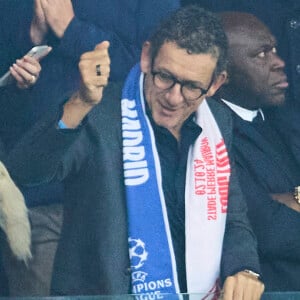 Dany Boon , Wilfrid Mbappé en tribune lors du match de football en ligue des champions (Champions League) au stade Décathlon Aréna Stade Pierre Mauroy : Lille l'emporte 1 - 0 face au Real Madrid le 2 octobre 2024.