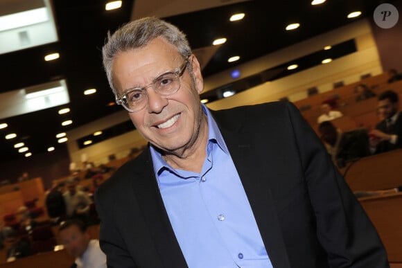 Mais le soir, il va souvent au restaurant
Exclusif - Jean-Michel Cohen - Signature de la charte du parcours de la Gastronomie de la Région Ile-de-France à l'Hémicycle Simone Veil à Paris le 27 mars 2019. © Cédric Perrin/Bestimage