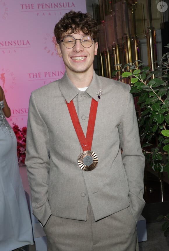 Kylian Portal - Photocall du 5ème gala de charité de l'association "Les Bonnes Fées" à l'occasion de la campagne mondiale "Octobre Rose" à l'hôtel Peninsula, Paris le 3 octobre 2024. A l'occasion de la campagne mondiale "Octobre Rose", l'hôtel Peninsula Paris lance son programme caritatif "Peninsula in Pink", dont les bénéfices seront reversés à l'association "Les Bonnes Fées". © Coadic Guirec/Bestimage 