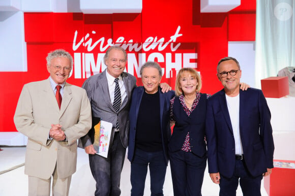 Exclusif - Nelson Monfort, Michel Leeb, Michel Drucker, Marie-Anne Chazel et Emmanuel Chaunu - Enregistrement de l'émission "Vivement Dimanche" au Studio Gabriel à Paris, présentée par M.Drucker et diffusée le 5 octobre sur France 3 © Guillaume Gaffiot / Bestimage 