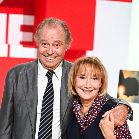 Exclusif - Michel Leeb et Marie-Anne Chazel - Enregistrement de l'émission "Vivement Dimanche" au Studio Gabriel à Paris, présentée par M.Drucker et diffusée le 5 octobre sur France 3 © Guillaume Gaffiot / Bestimage 