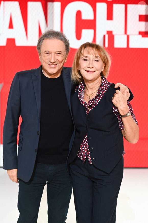 Exclusif - Michel Drucker et Marie-Anne Chazel - Enregistrement de l'émission "Vivement Dimanche" au Studio Gabriel à Paris, présentée par M.Drucker et diffusée le 5 octobre sur France 3 © Guillaume Gaffiot / Bestimage 