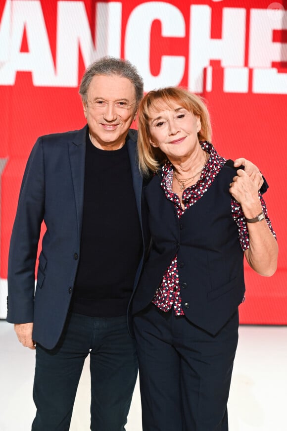 Exclusif - Michel Drucker et Marie-Anne Chazel - Enregistrement de l'émission "Vivement Dimanche" au Studio Gabriel à Paris, présentée par M.Drucker et diffusée le 5 octobre sur France 3 © Guillaume Gaffiot / Bestimage 