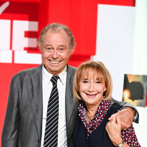 Exclusif - Michel Leeb et Marie-Anne Chazel - Enregistrement de l'émission "Vivement Dimanche" au Studio Gabriel à Paris, présentée par M.Drucker et diffusée le 5 octobre sur France 3 © Guillaume Gaffiot / Bestimage 