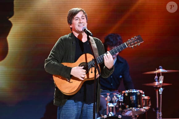 Exclusif - Thomas Dutronc - Enregistrement de l'émission "Vivement Dimanche" au Studio Gabriel à Paris, présentée par M.Drucker et diffusée le 5 octobre sur France 3 © Guillaume Gaffiot / Bestimage 