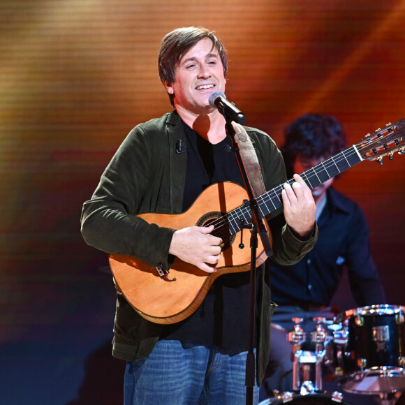 Exclusif - Thomas Dutronc - Enregistrement de l'émission "Vivement Dimanche" au Studio Gabriel à Paris, présentée par M.Drucker et diffusée le 5 octobre sur France 3 © Guillaume Gaffiot / Bestimage 