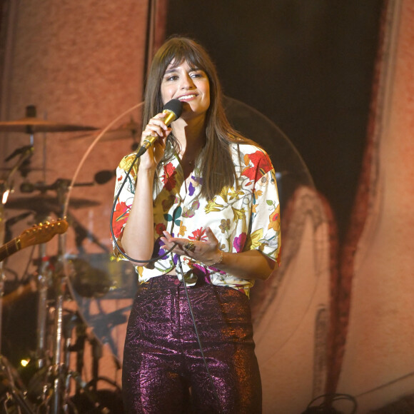 Clara Luciani en concert au Nice Jazz Festival 2022 sur la scène de la place Masséna à Nice. Le 16 juillet 2022 © Bruno Bebert / Bestimage