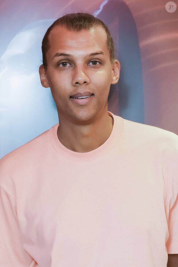 Un mal-être qu'il a déjà évoqué
Exclusif - Stromae - Emission "Le Morning Sans Filtre" sur Virgin Radio diffusé en direct de 6h à 9h30, Paris le 29 septembre 2022. © Jack Tribeca / Bestimage