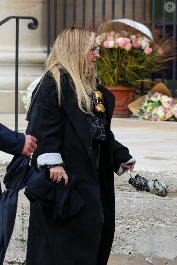 On parle ici des présences de Marilou Berry
Marilou Berry - Obsèques de Michel Blanc en l'église Saint-Eustache à Paris, le 10 octobre 2024. © Moreau / Jacovides / Bestimage 