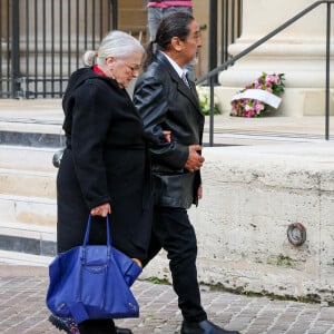 Josiane Balasko et son mari George Aguilar - Obsèques de Michel Blanc en l'église Saint-Eustache à Paris, le 10 octobre 2024. © Moreau / Jacovides / Bestimage