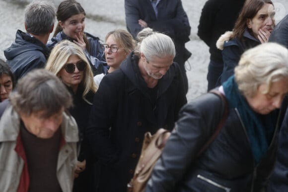 Exclusif - Emmanuel Petit - Obsèques de Jérôme Le Fauconnier au cimetière du Père Lachaise à Paris, le 10 octobre 2024. Le journaliste de "L'Equipe" est décédé dans la nuit du 3 au 4 octobre 2024 à l'âge de 57 ans, des suites de la maladie de Charcot. © Christophe Clovis / Bestimage