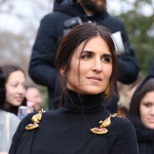 Géraldine Nakache - Sorties au défilé Schiaparelli Haute Couture Printemps/Été 2024 dans le cadre de la Fashion Week de Paris le 22 janvier 2024. © Denis Guignebourg/Bestimage 