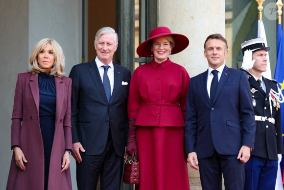 Ils sont ensuite allés au Palais de l'Elysée pour un entretien commun
 
Brigitte Macron, le roi Philippe de Belgique, la reine Mathilde, le président Emmanuel Macron au palais de l'Elysée à Paris le 14 octobre 2024. Le couple royal de Belgique démarre une visite d'état de trois jours en France. © Dominique Jacovides / Bestimage