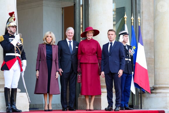 Brigitte Macron et le président de République, Emmanuel Macron, ont reçu la visite d'un couple royal
 
Brigitte Macron, le roi Philippe de Belgique, la reine Mathilde, le président Emmanuel Macron au palais de l'Elysée à Paris le 14 octobre 2024. Le couple royal de Belgique démarre une visite d'état de trois jours en France. © Dominique Jacovides / Bestimage