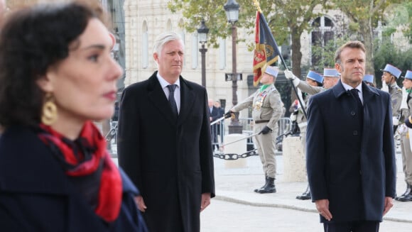 Cérémonie d'accueil officiel du roi Philippe et la reine Mathilde de Belgique par le Président de la République E.Macron et la première dame B.Macron au pied de l'Arc de Triomphe, le 14 octobre 2024. Leurs Majestés le Roi et la Reine des Belges sont en visite d'Etat en France du 14 au 16 octobre 2024. © Benoît Doppagne / Pool / Photonews / Bestimage